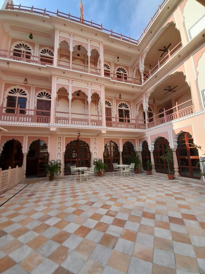 Hotel Raj Rajeshwari Haveli à Jaipur Extérieur photo