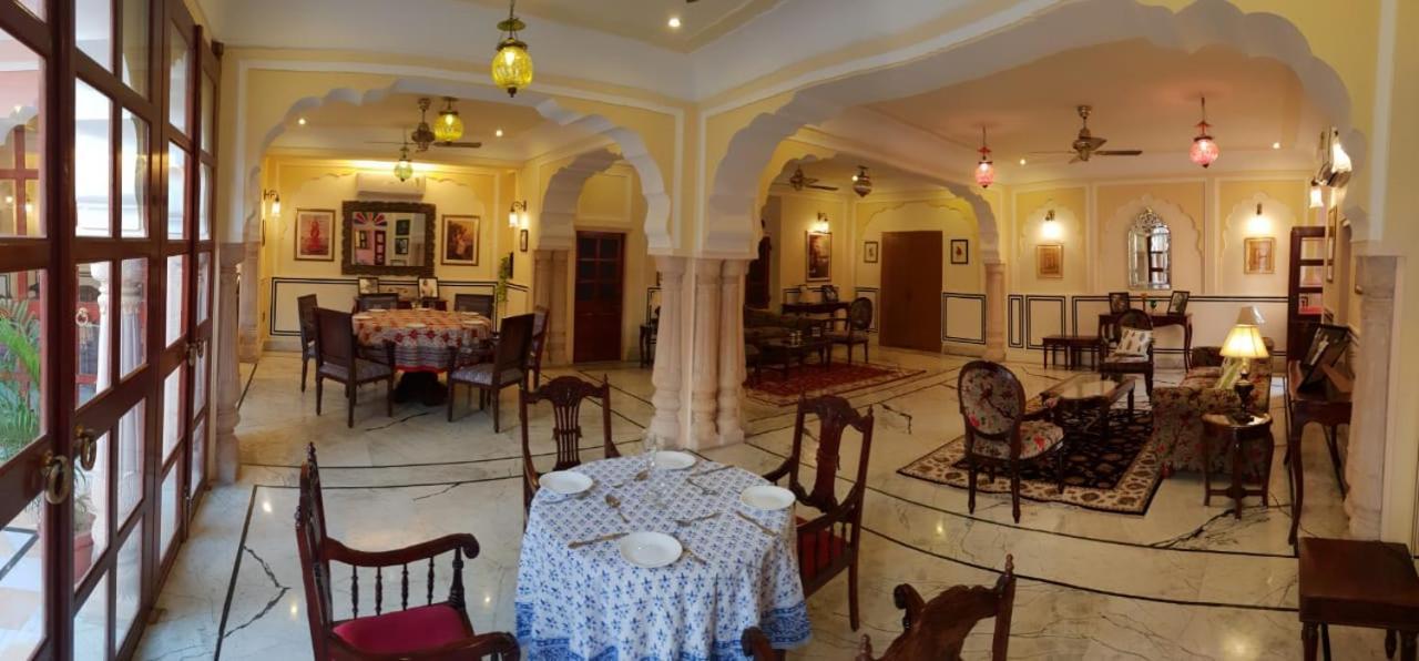 Hotel Raj Rajeshwari Haveli à Jaipur Extérieur photo