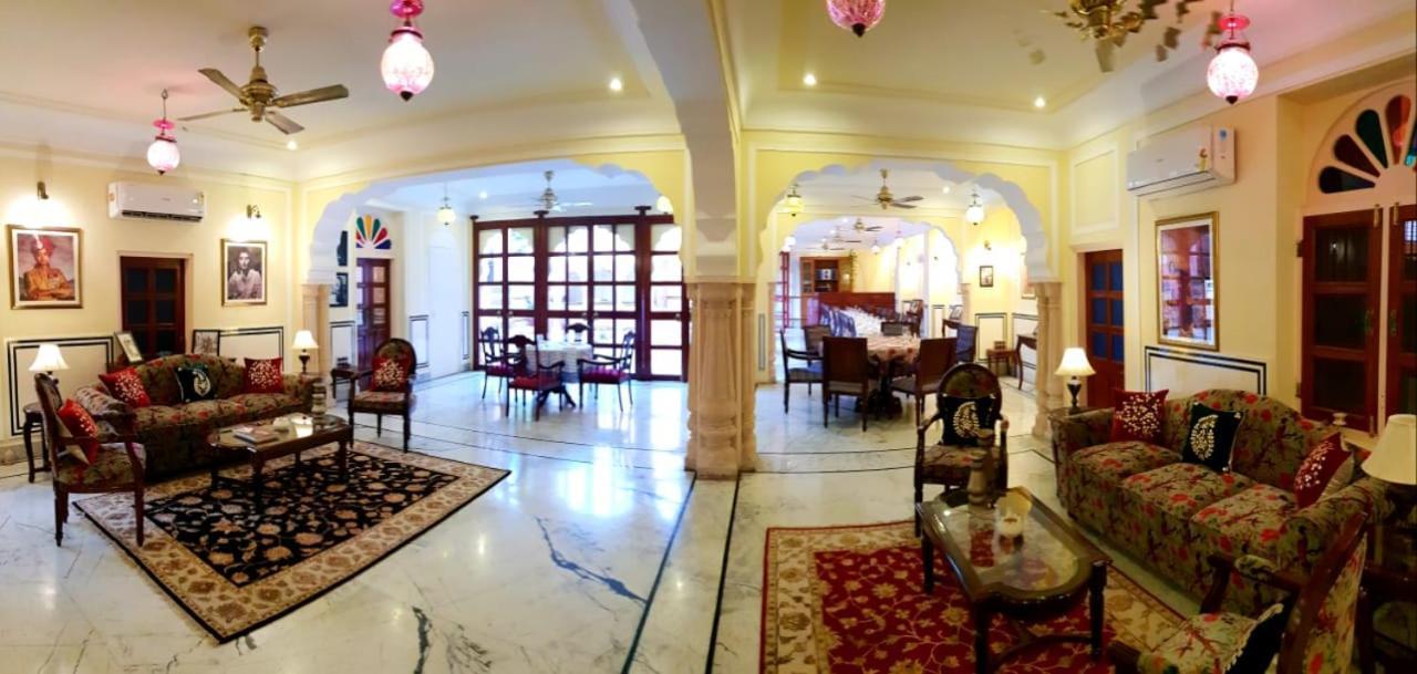 Hotel Raj Rajeshwari Haveli à Jaipur Extérieur photo